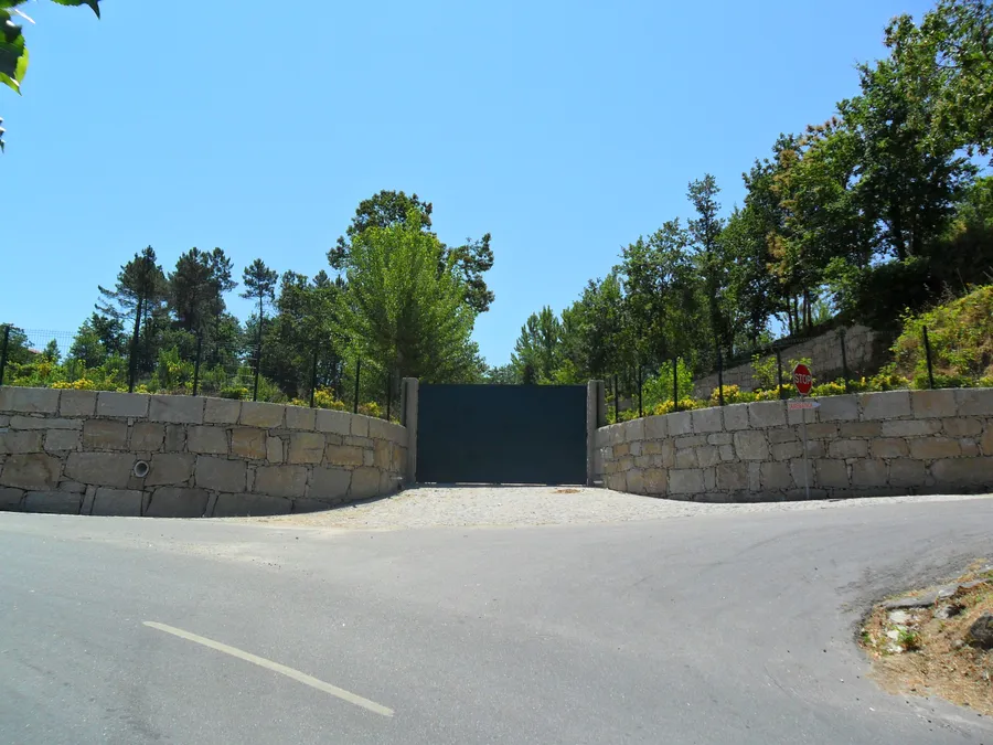 Obra realizada em Fornos, Marco de Canaveses