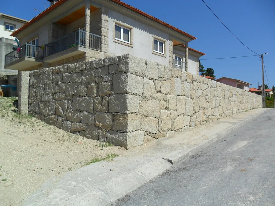 Obra realizada em Freixo, Marco de Canaveses